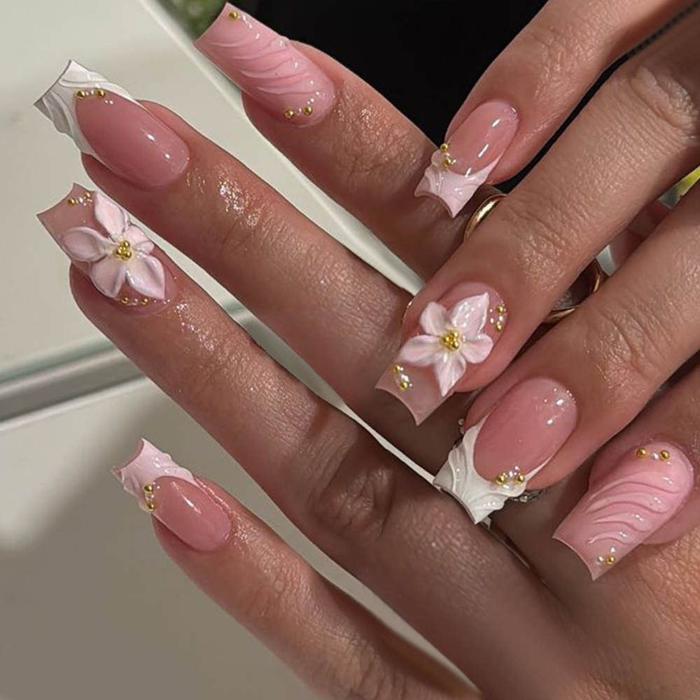 Nail Art Y2K - 24 sztuki w pudełku. Prostokątne, trójwymiarowe,