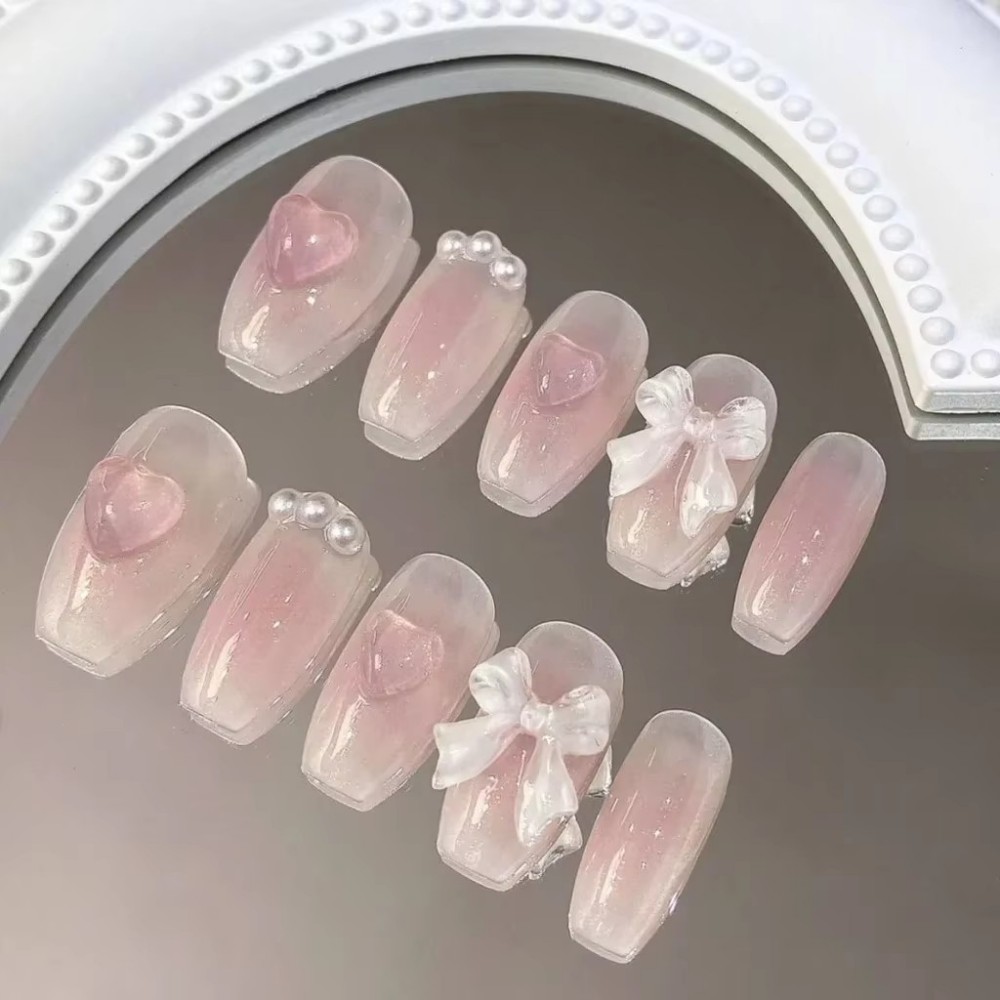 Nail Art Y2K - Urocze Różowe Słodkie Księżniczki Zdejmowane Ręcznie