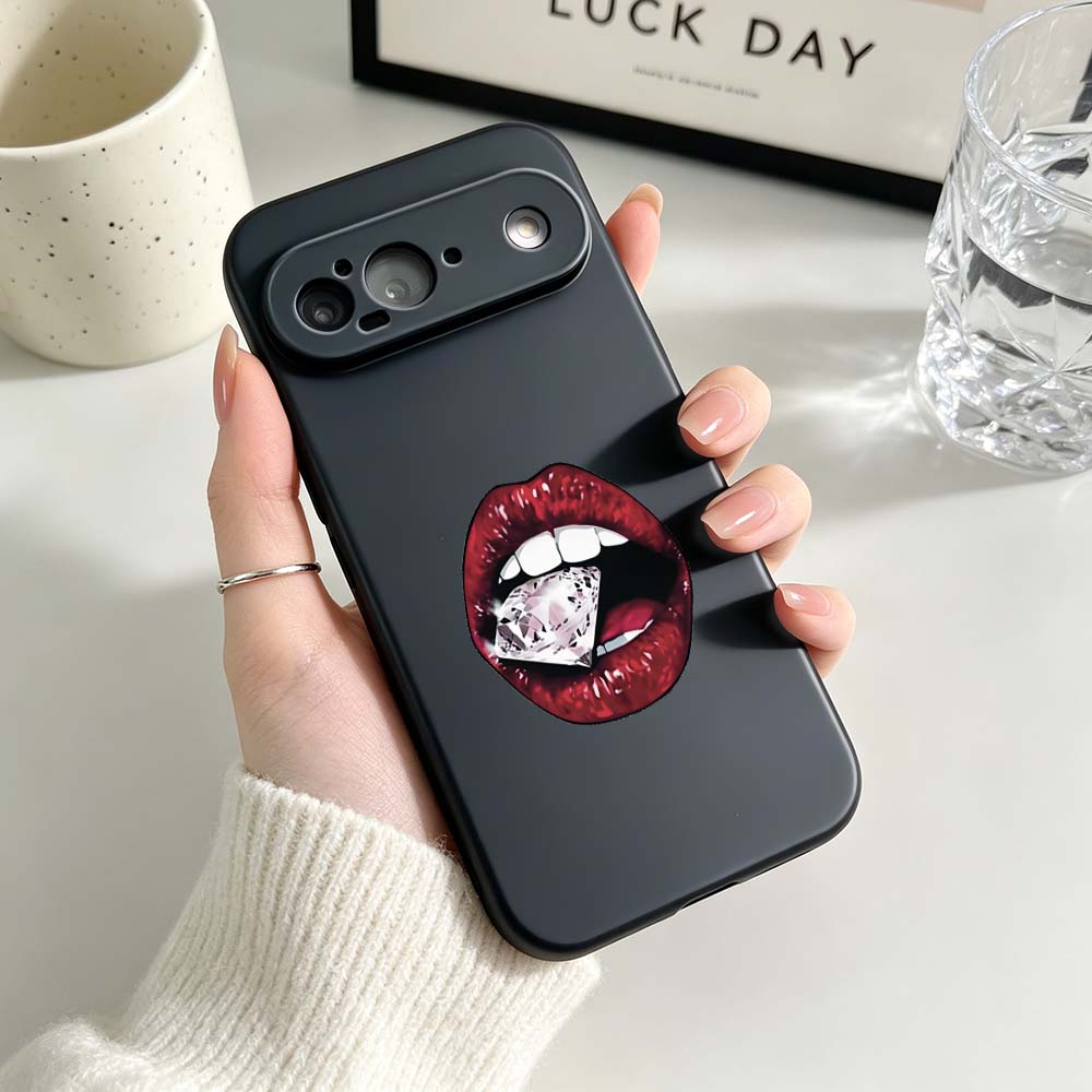 Etui na telefon z motywem czer – Nail Art Xl recenzja i cena