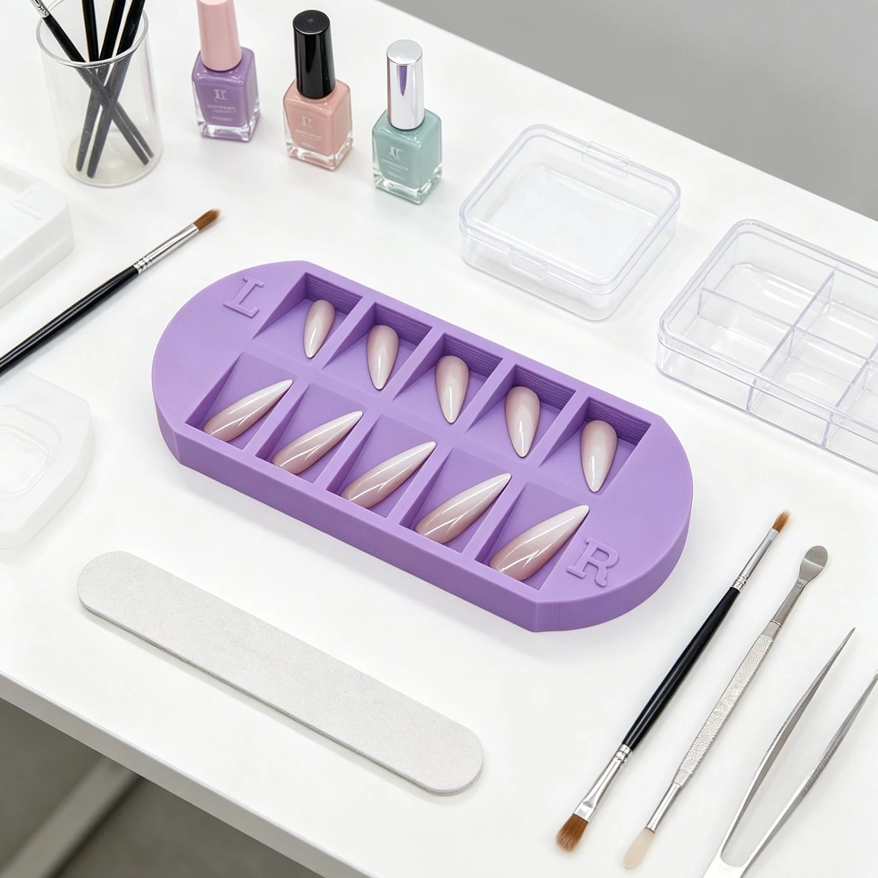 Taca do przechowywania tipsów  – Nail Art Quirky recenzja i cena