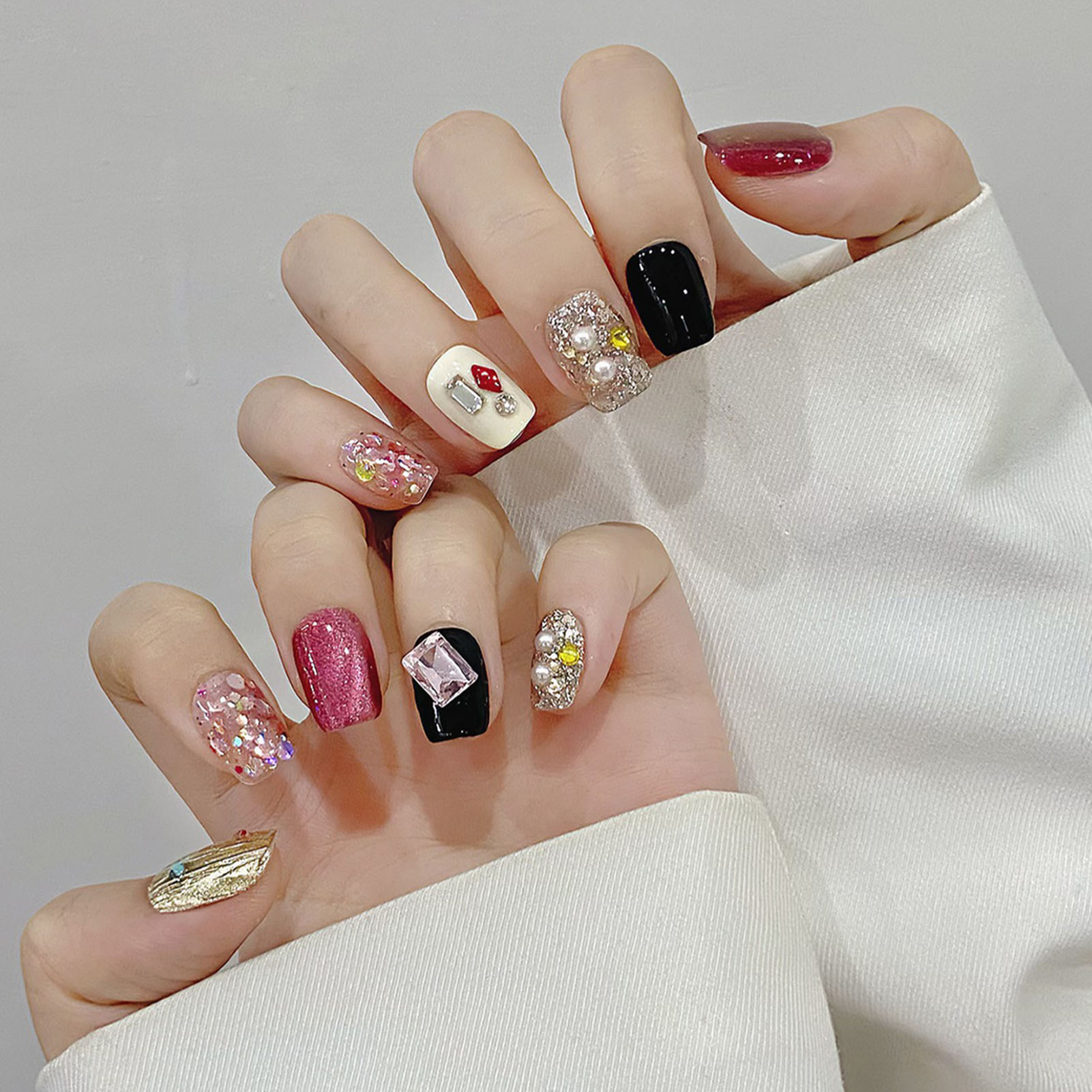 Ręcznie robiona prasa na pazno – Nail Art Eye Cat recenzja i cena