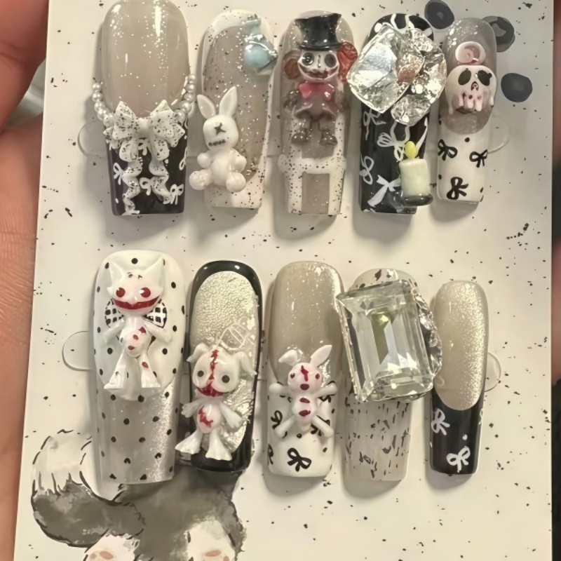 Forma silikonowa do zdobienia  – Nail Art Gothic recenzja i cena